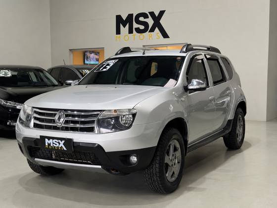 RENAULT DUSTER 2.0 DYNAMIQUE 4X4 16V FLEX 4P MANUAL RENAULT DUSTER 2.0 DYNAMIQUE 4X4 16V FLEX 4P MANUAL